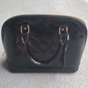 Louis Vuitton Alma BB Bandouliere Handbag